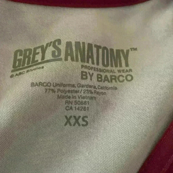 Grey’s Anatomy Scrub Top - Picture 3 of 3
